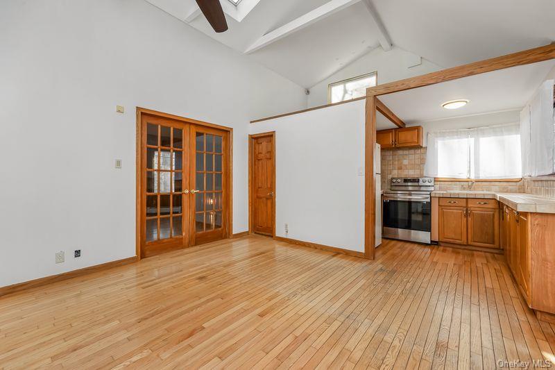 356 Oakleigh Avenue 17 Property Photo 12