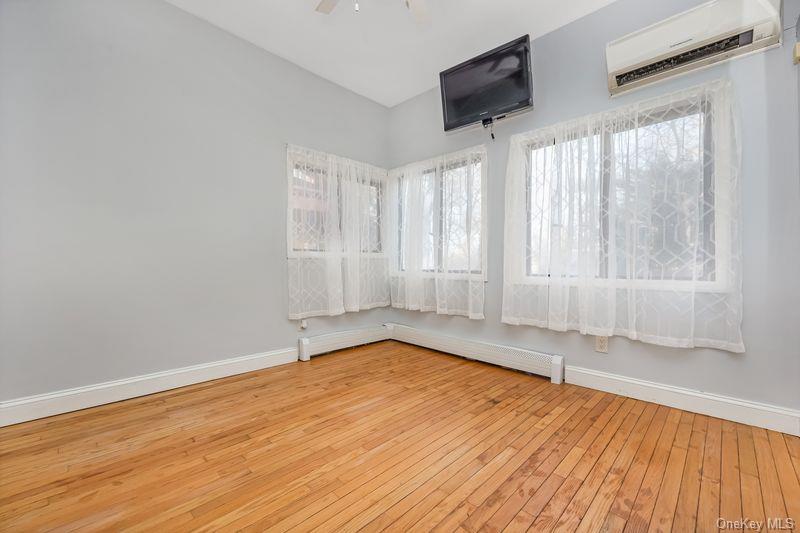 356 Oakleigh Avenue 17 Property Photo 19