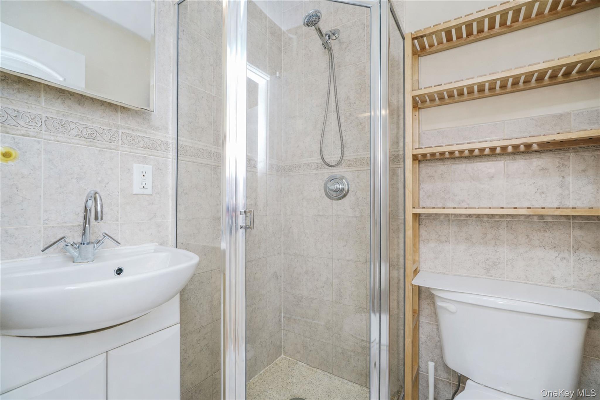 8805 Bay 16th Street Property Photo 16