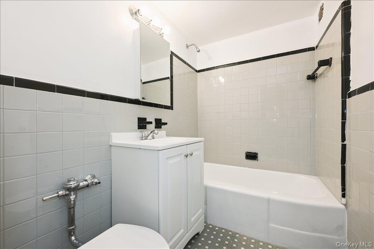 110-45 Queens 312 Property Photo 25
