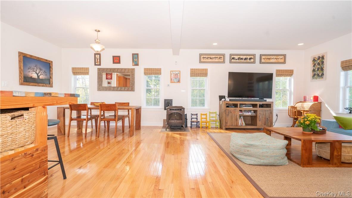 9 Jake Henry Drive Property Photo 10
