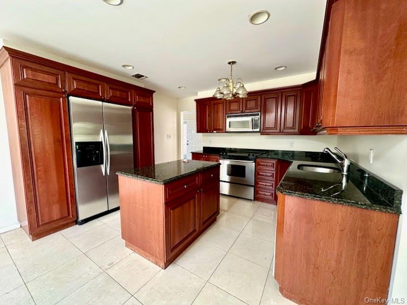 106 Woods Drive Property Photo 4
