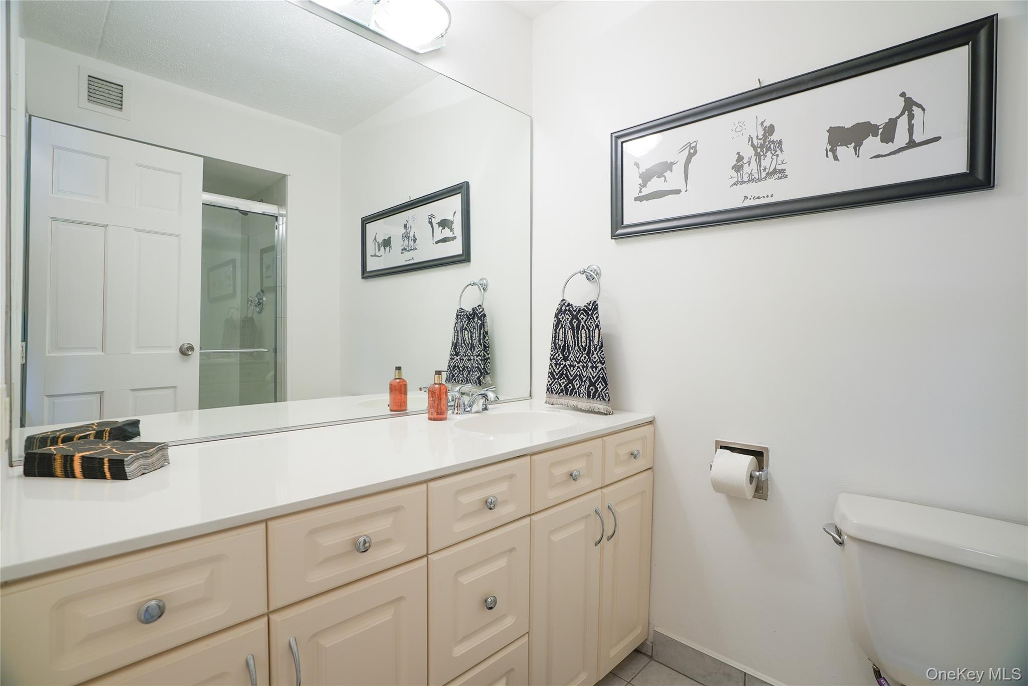 400 High Point Drive 204 Property Photo 24