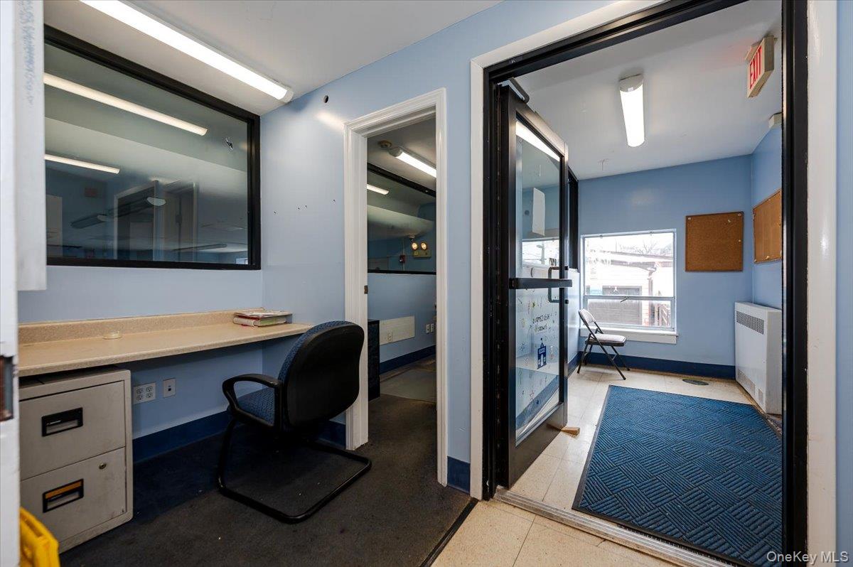 90 Henry Street Property Photo 14