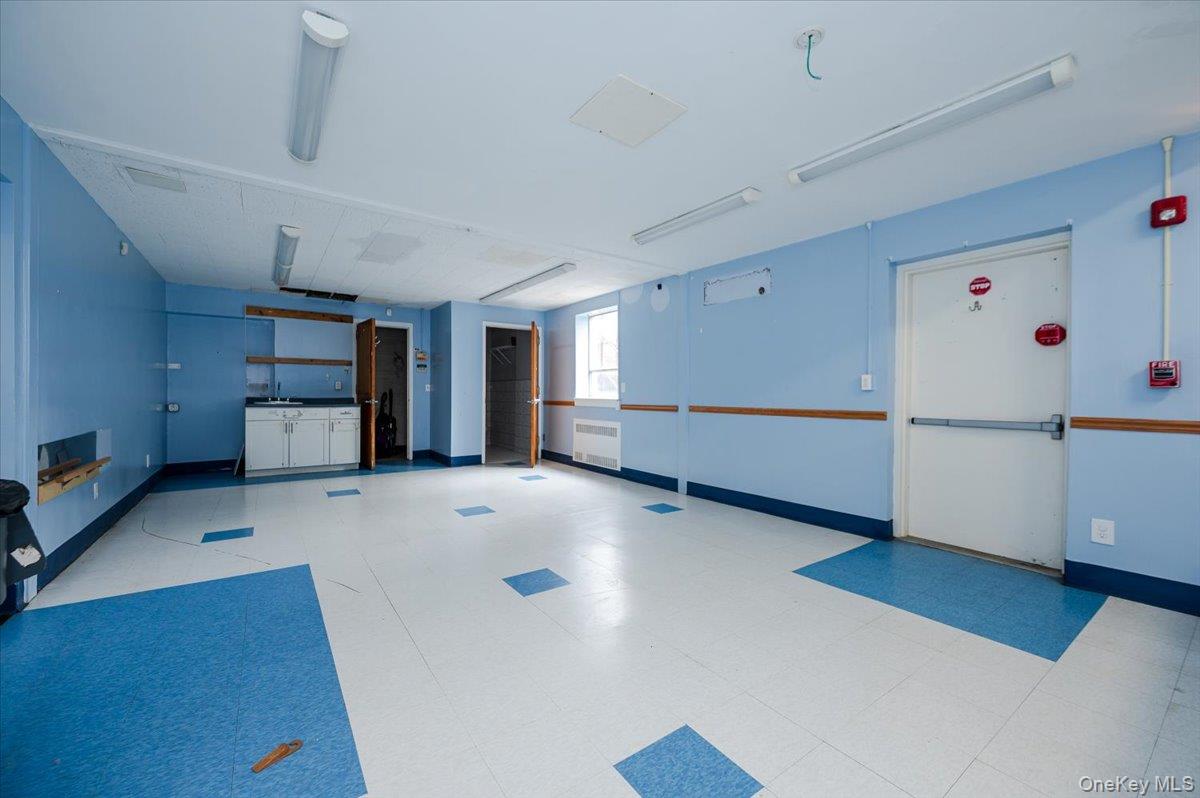 90 Henry Street Property Photo 16