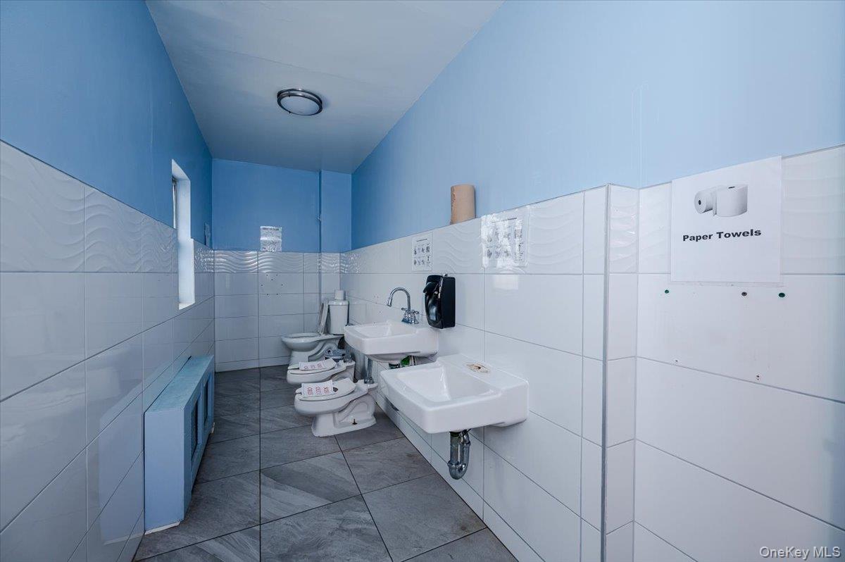 90 Henry Street Property Photo 18