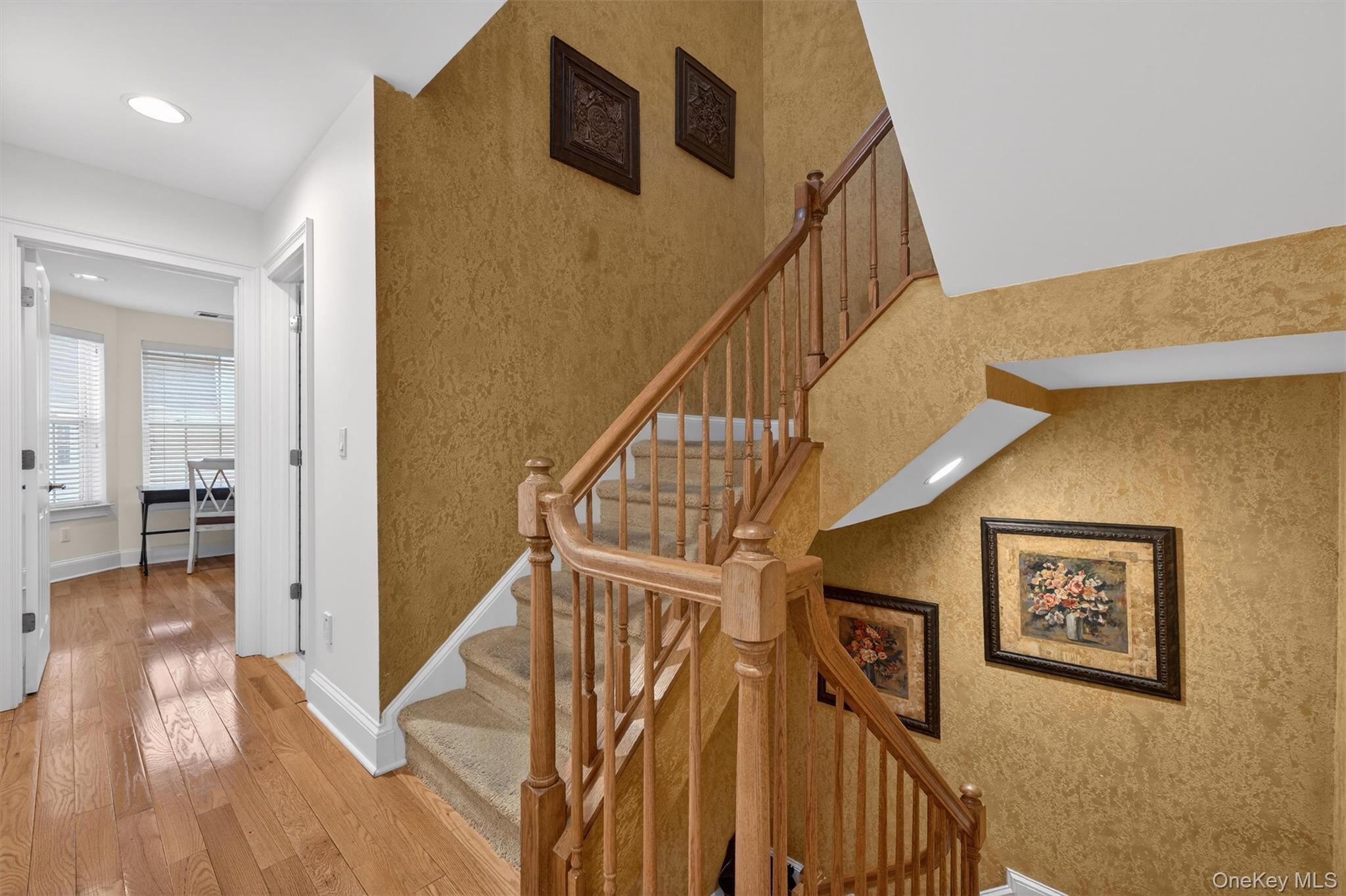 3 Harbor Pointe Drive Property Photo 21