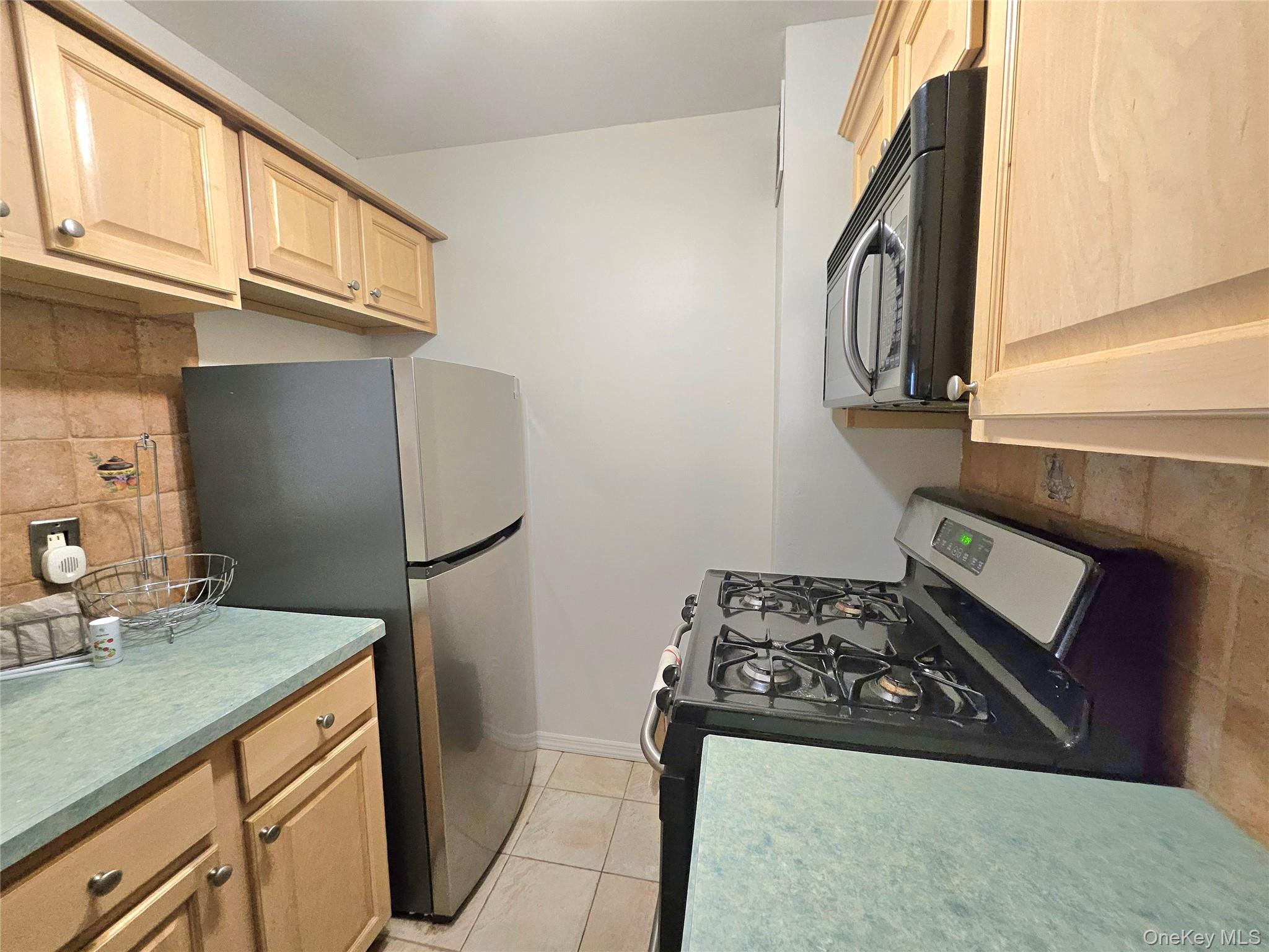87-70 173 Street 4d Property Photo 7