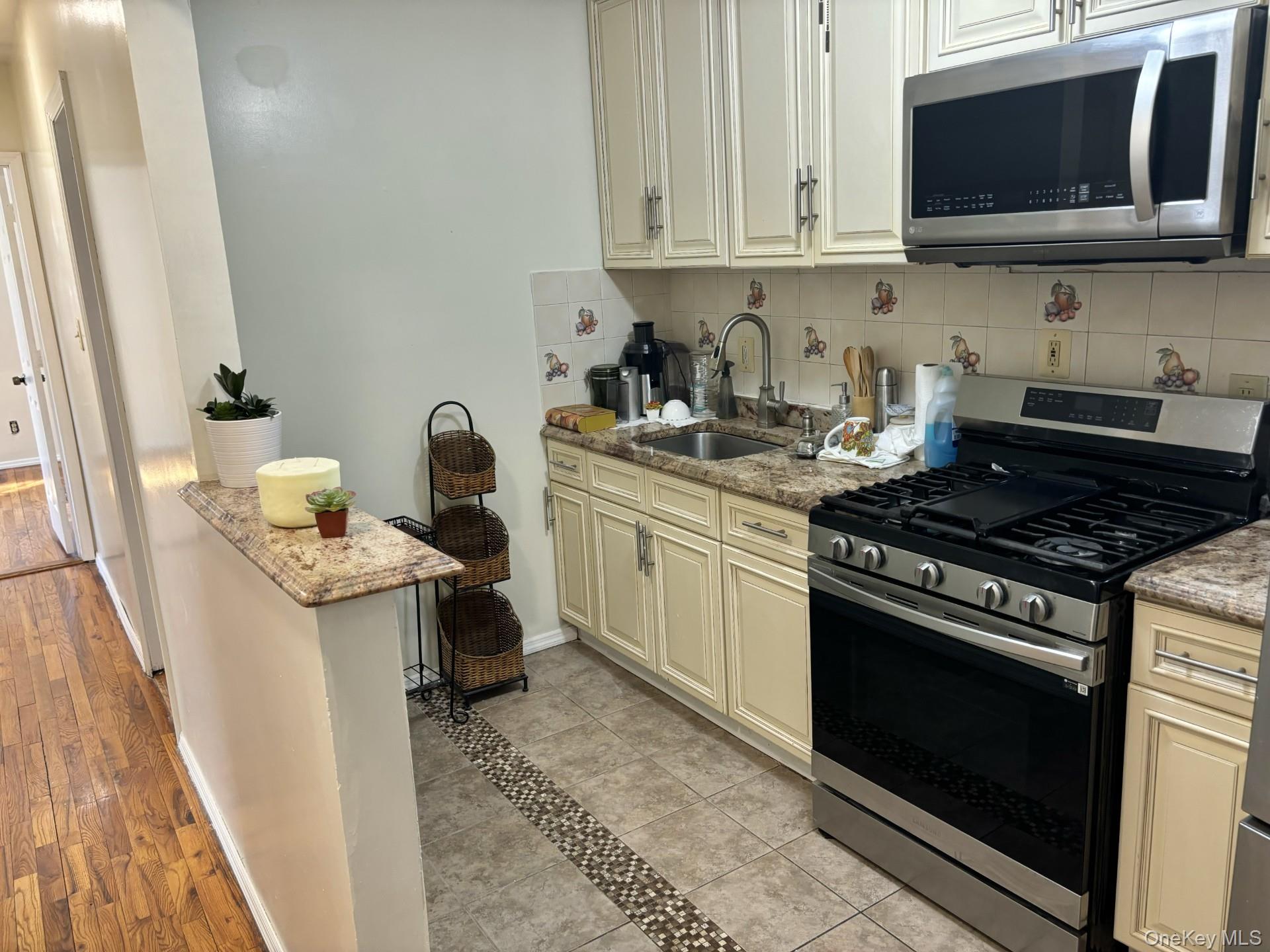 12614 133rd Avenue Property Photo 15