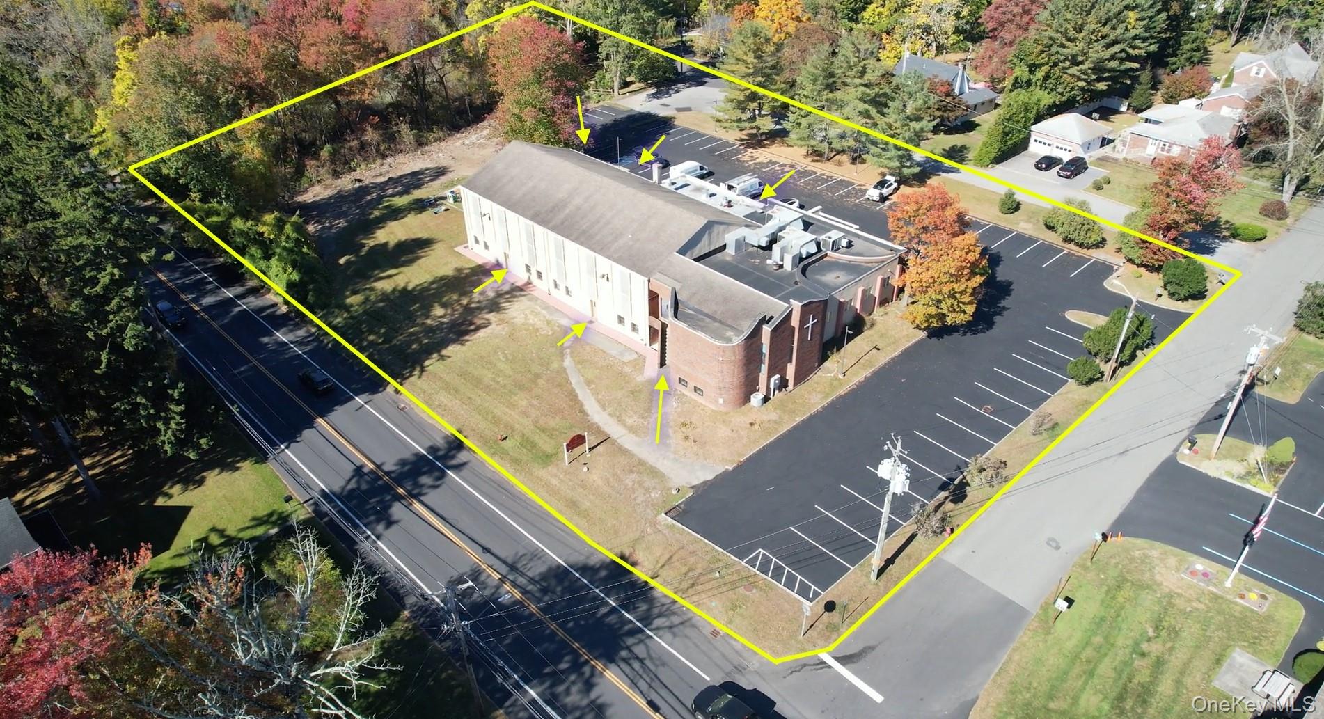 2966 Crompond Road Property Photo 2