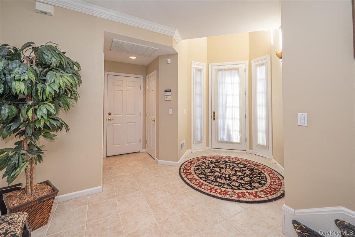 420 Florencia Place Property Photo 4