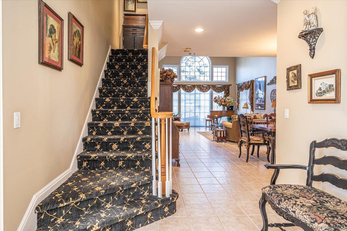 420 Florencia Place Property Photo 6