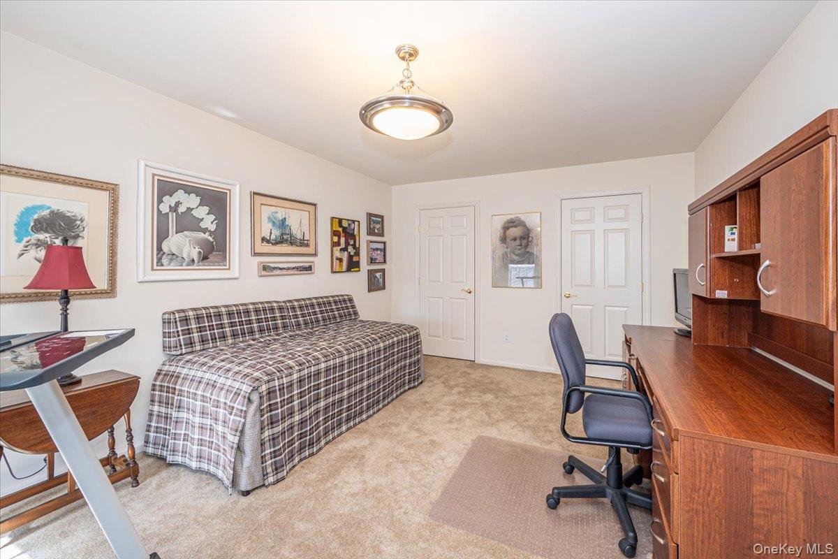 420 Florencia Place Property Photo 31