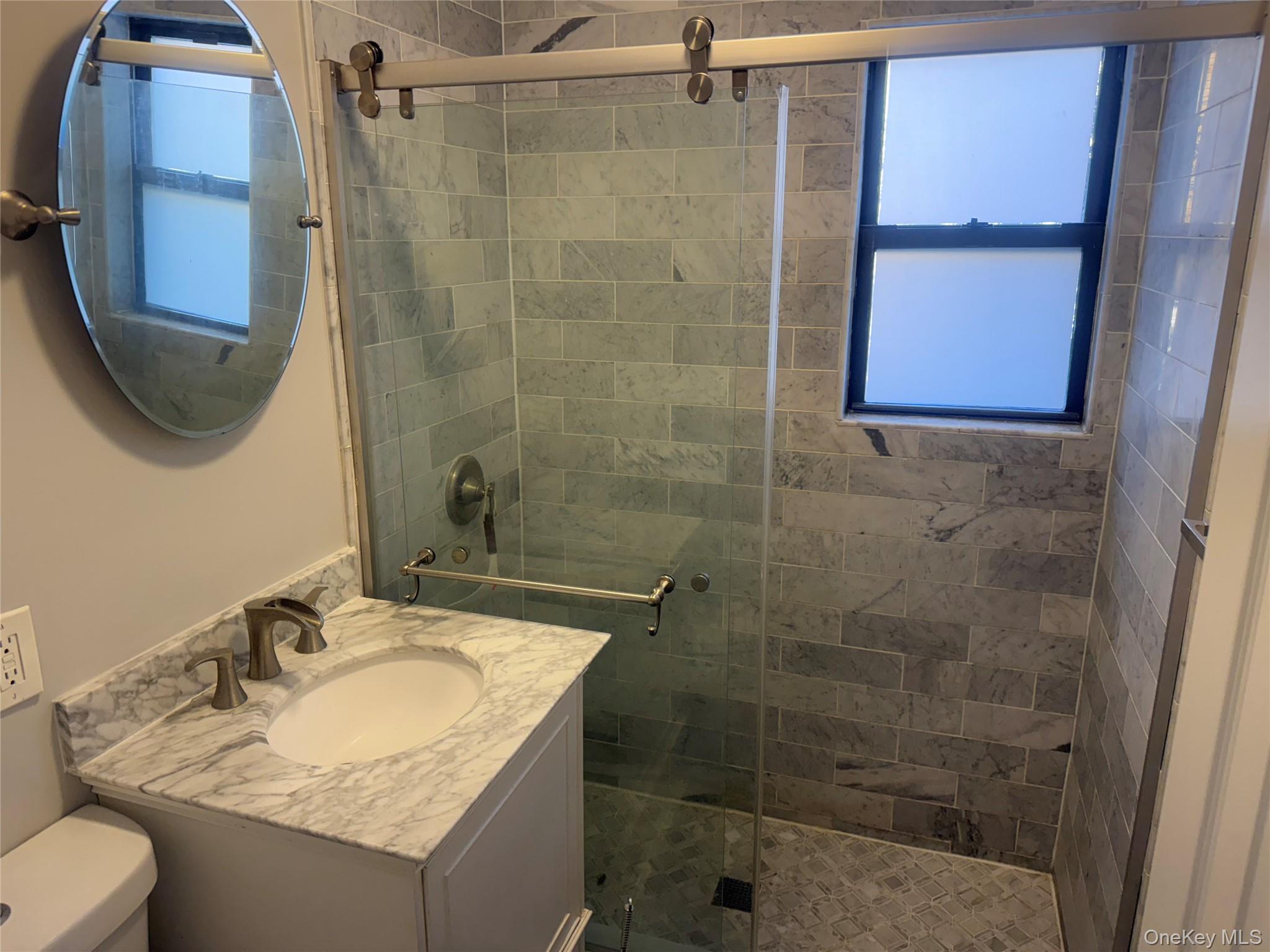 65 West Broadway 8a Property Photo 6