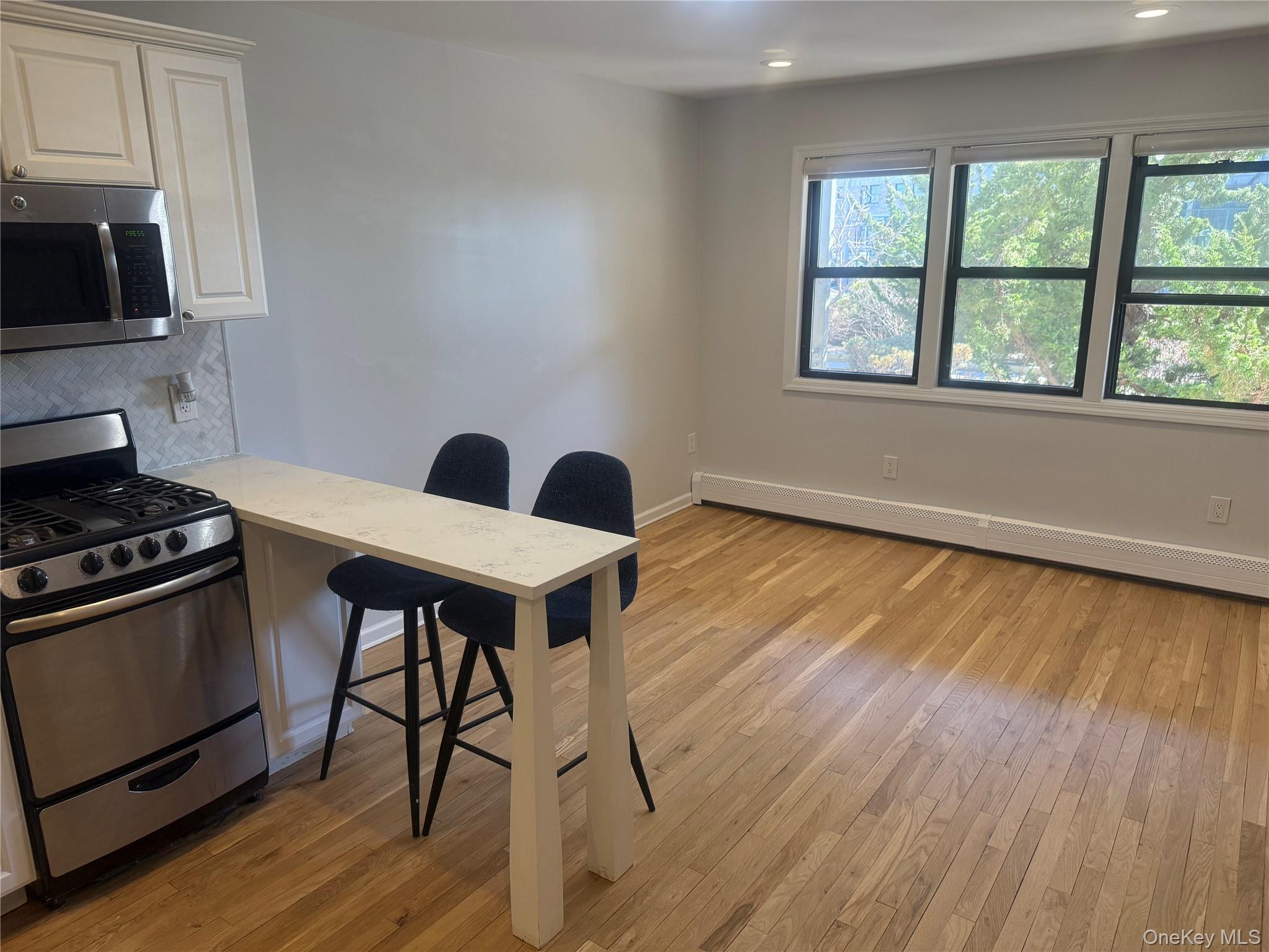 65 West Broadway 8a Property Photo 18