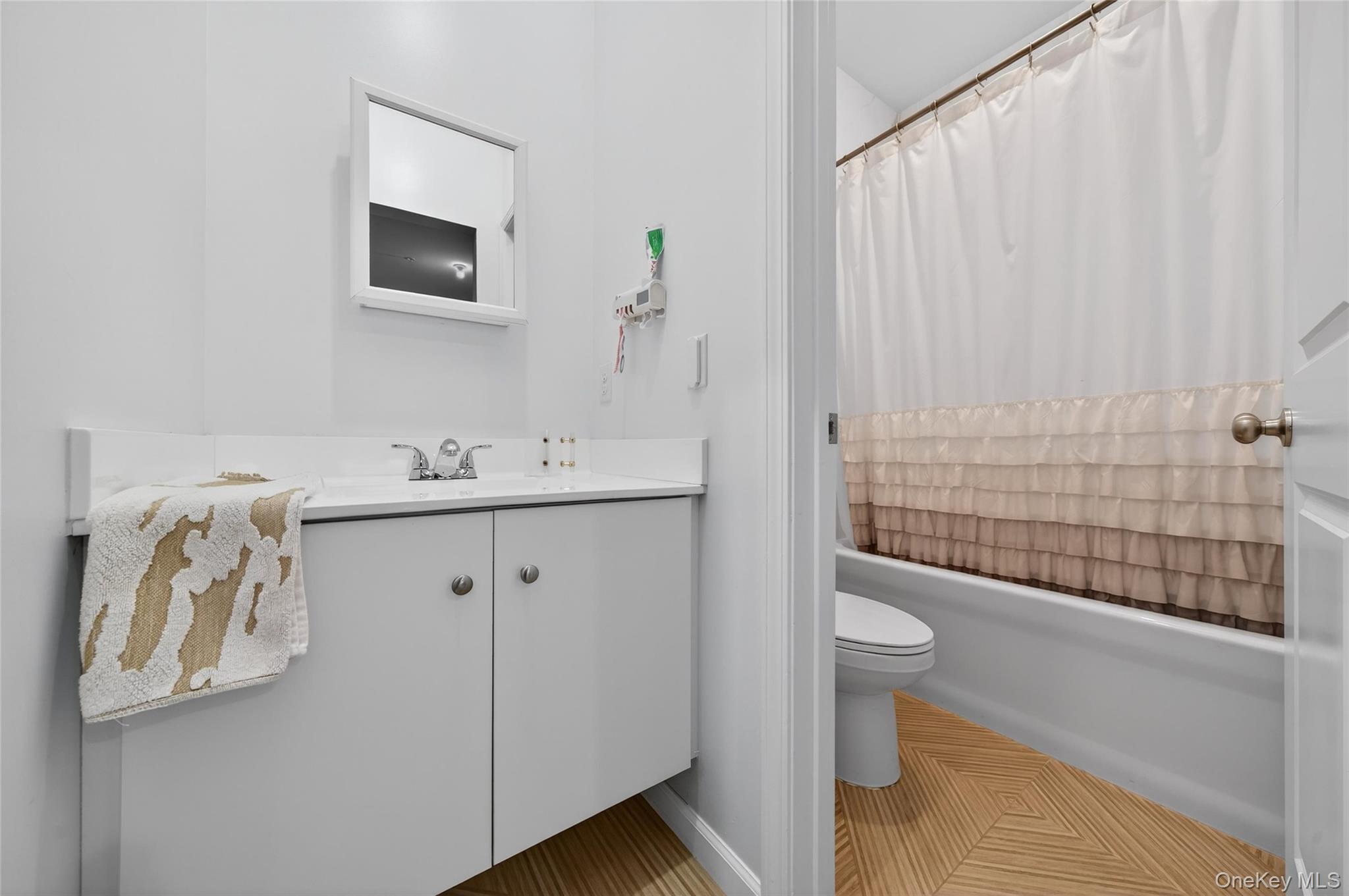 3 Melitz 201 Property Photo 25