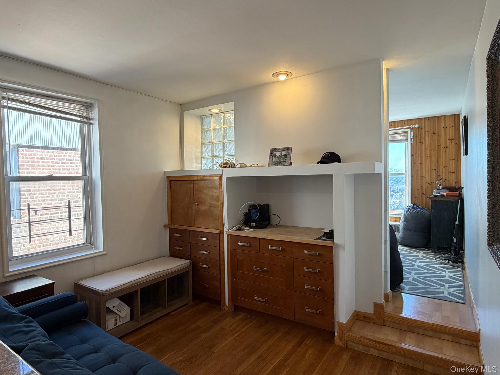 84-55 Daniel Street 6e Property Photo 7