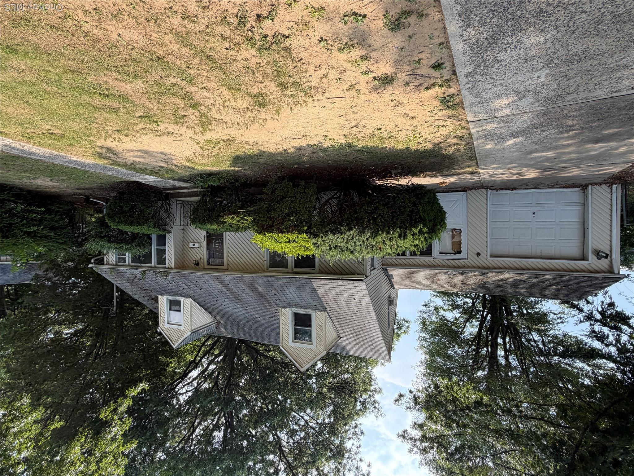 495 Rose Avenue Property Photo 1