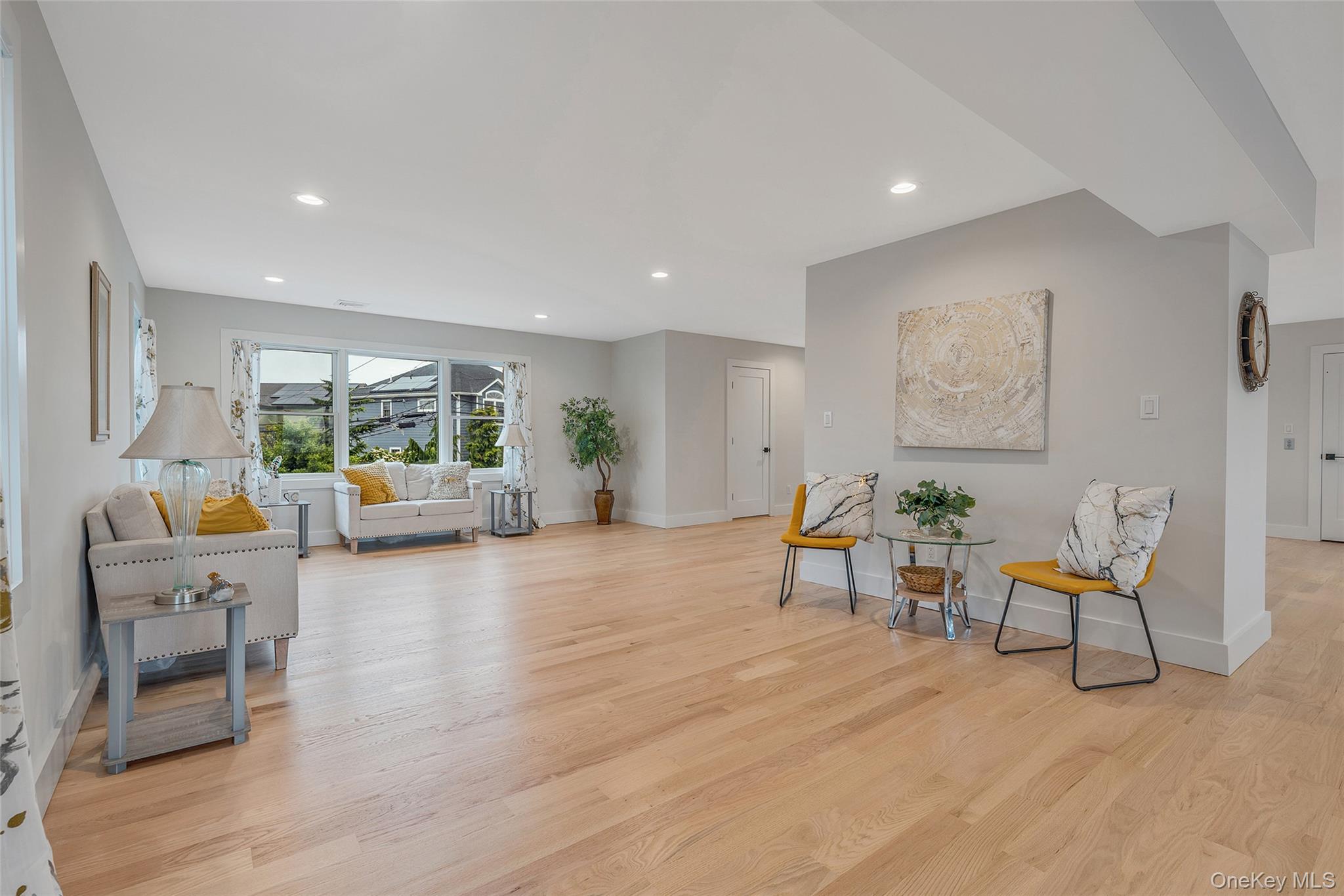 243 Mott Street Property Photo 15