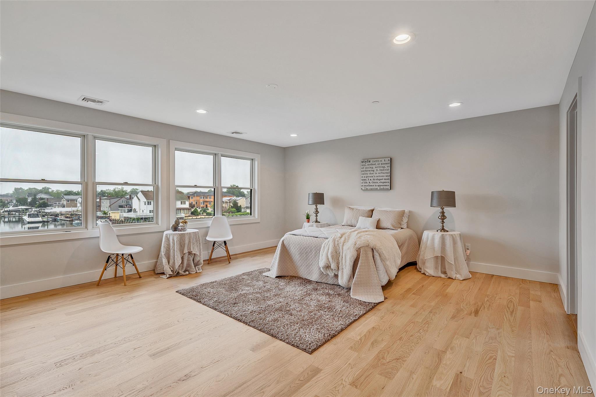 243 Mott Street Property Photo 26
