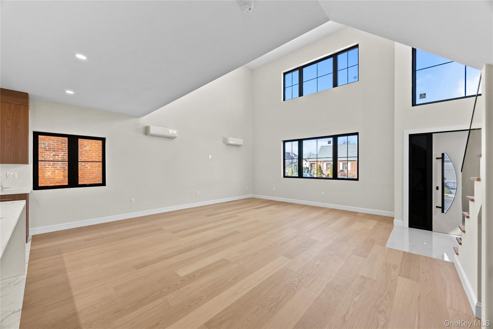 75-31 175th Street Property Photo 9