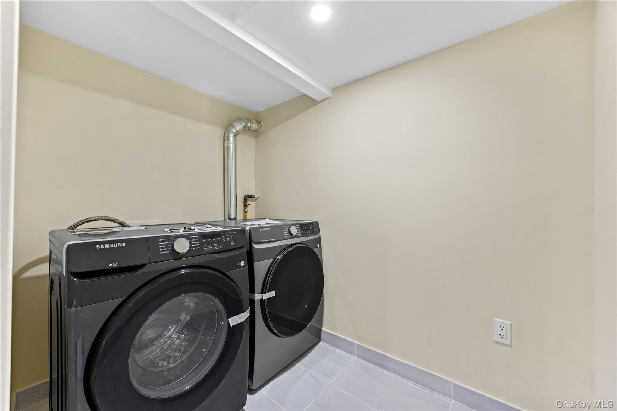 75-31 175th Street Property Photo 37