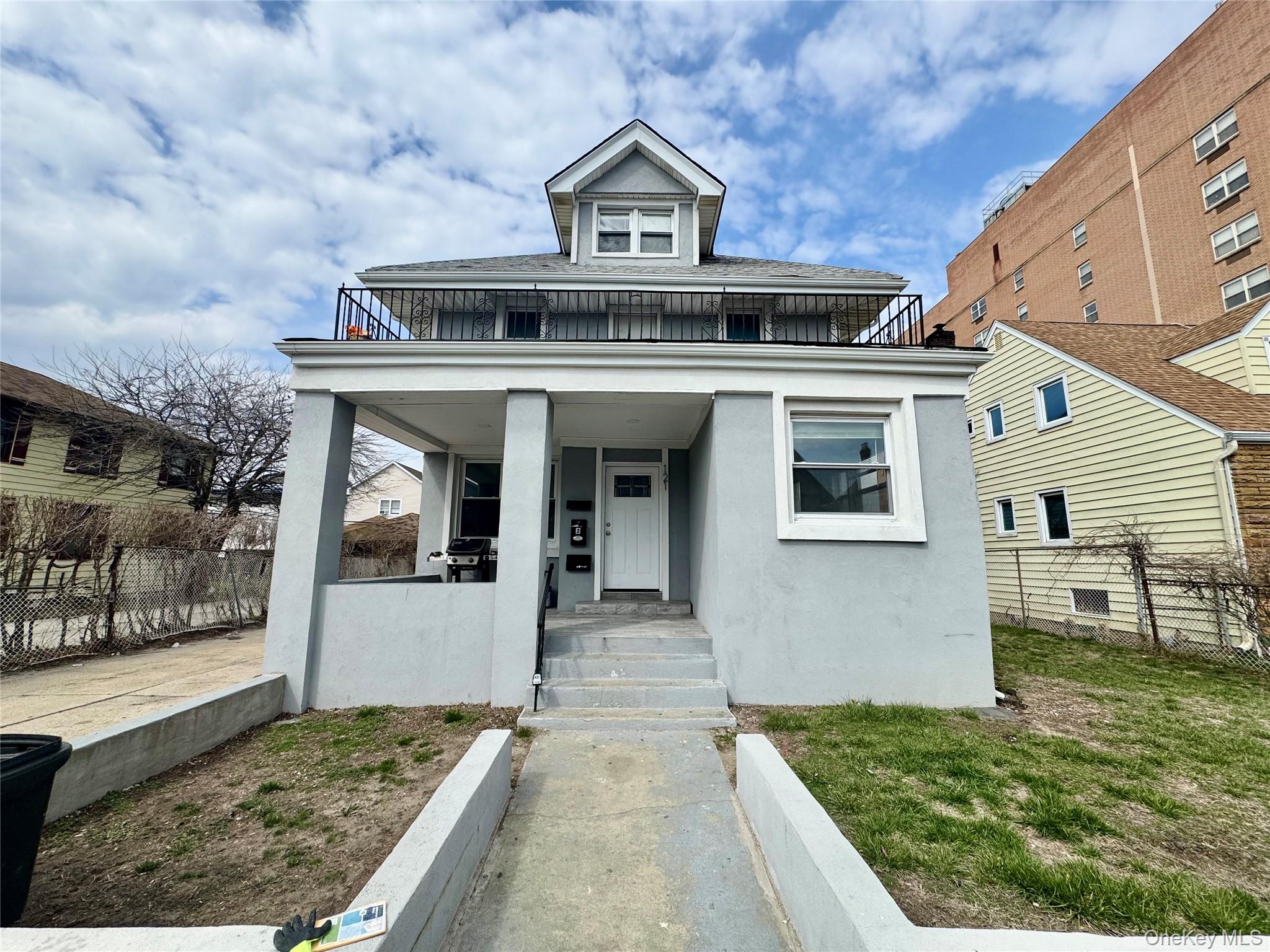 121 W Chester Street Property Photo 1