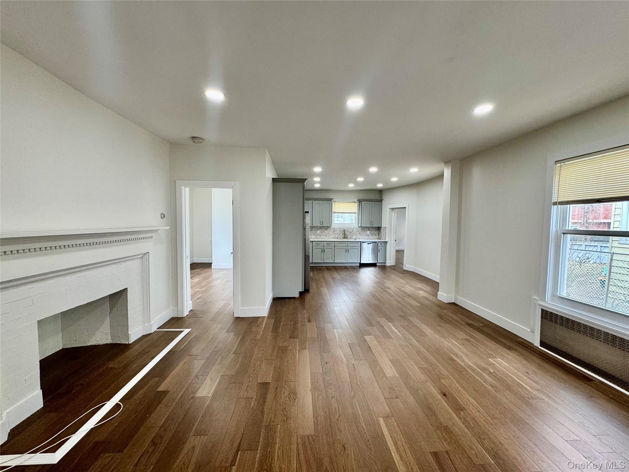 121 W Chester Street Property Photo 3