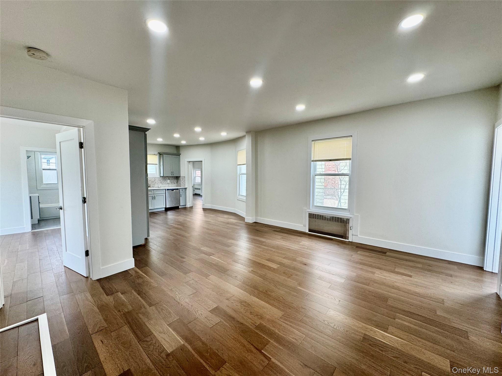 121 W Chester Street Property Photo 4