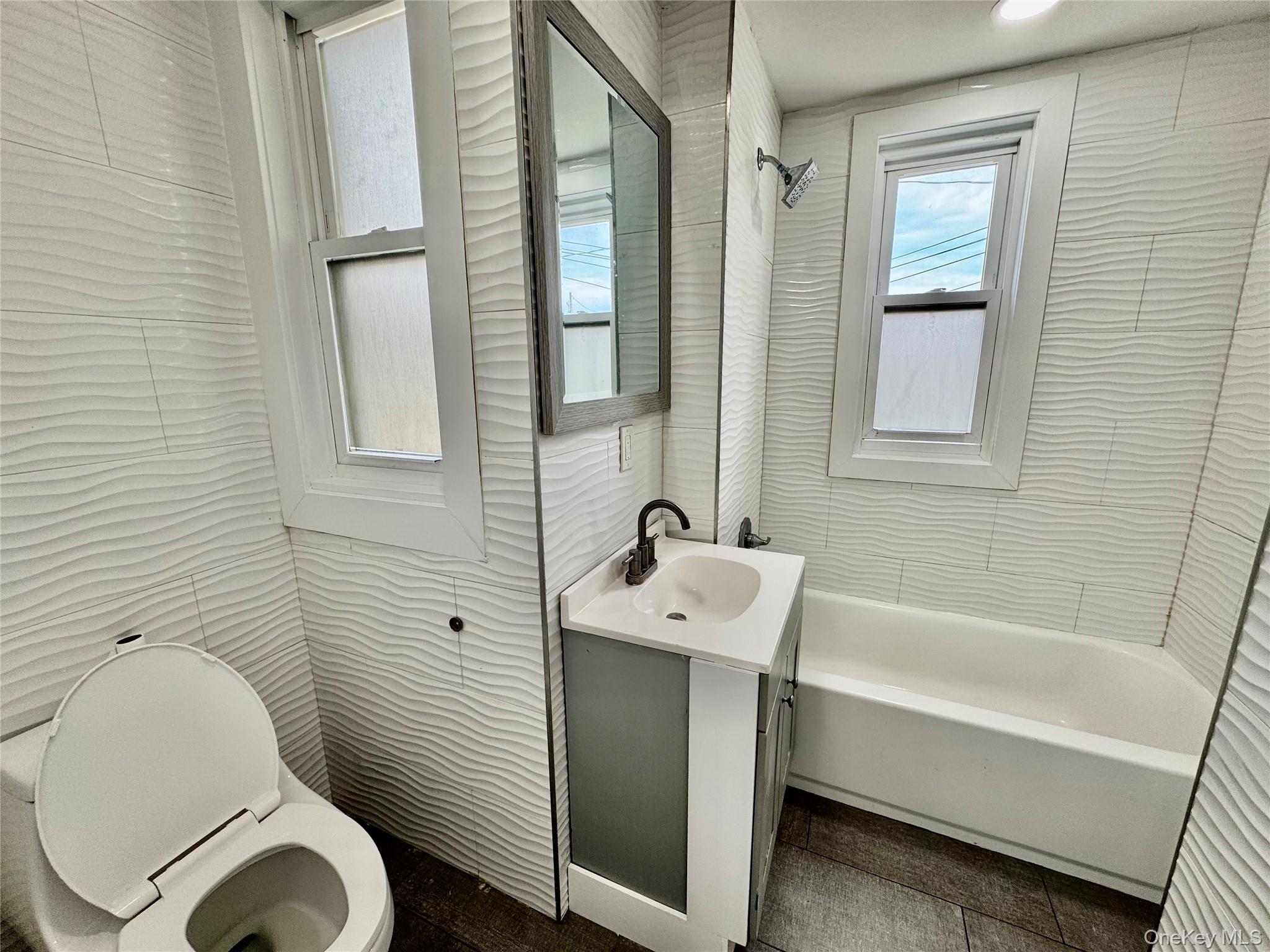 121 W Chester Street Property Photo 16