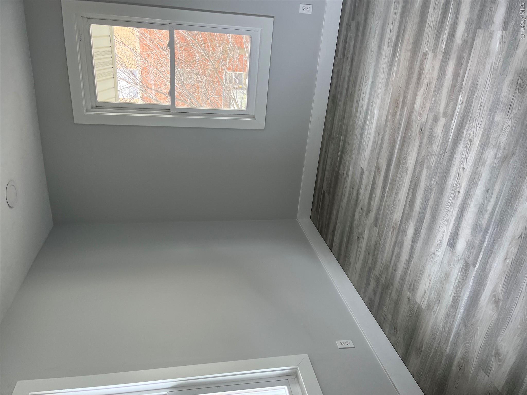 121 W Chester Street Property Photo 33