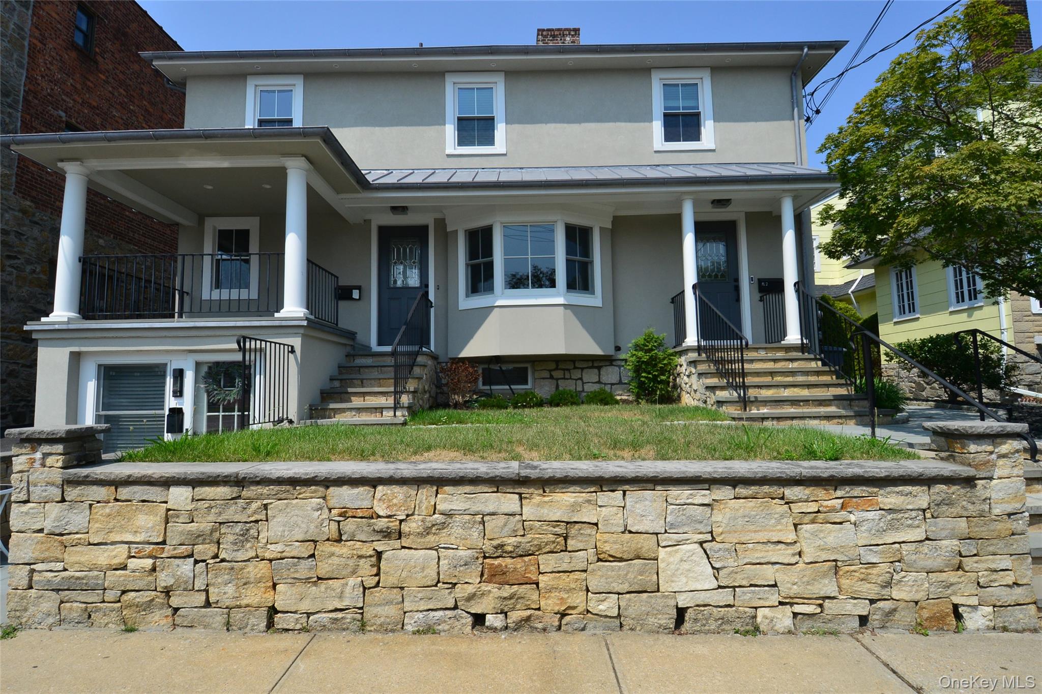 137 Hillside Place Property Photo 1