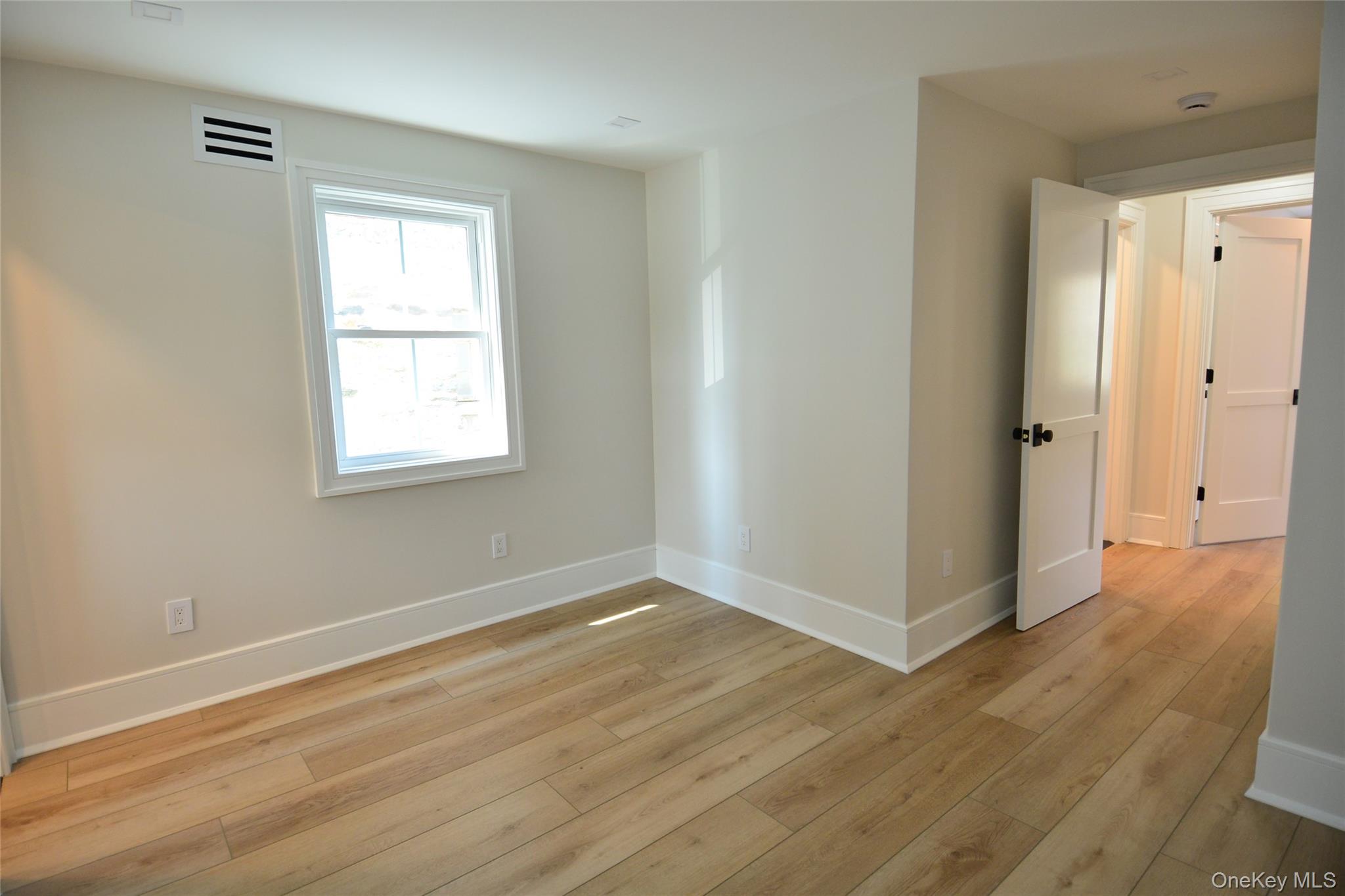 137 Hillside Place Property Photo 11
