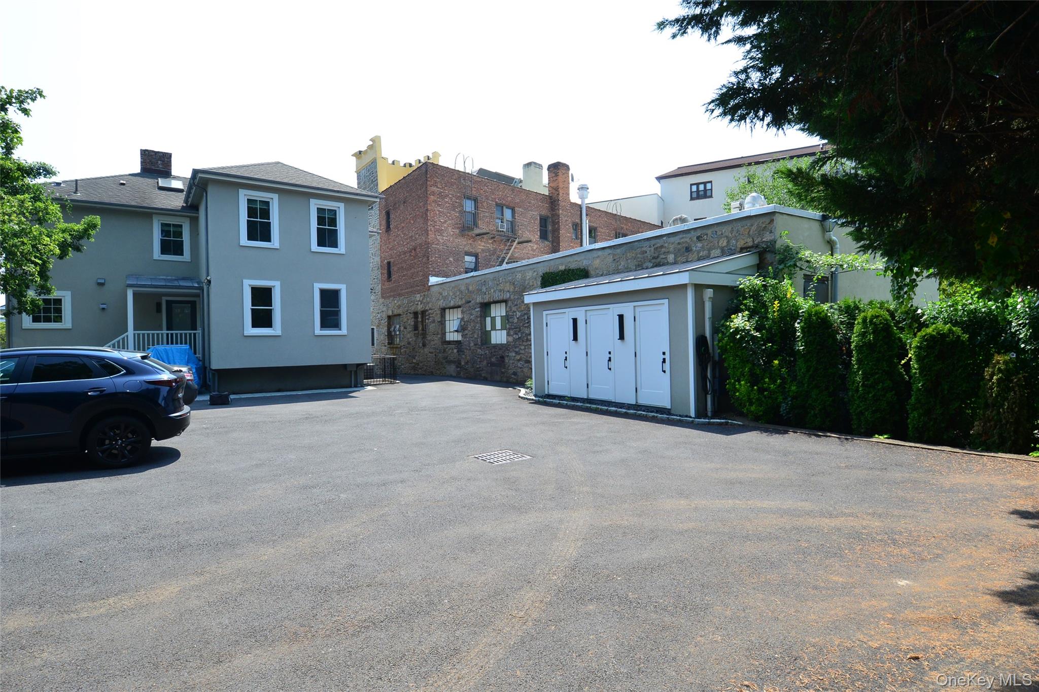 137 Hillside Place Property Photo 45