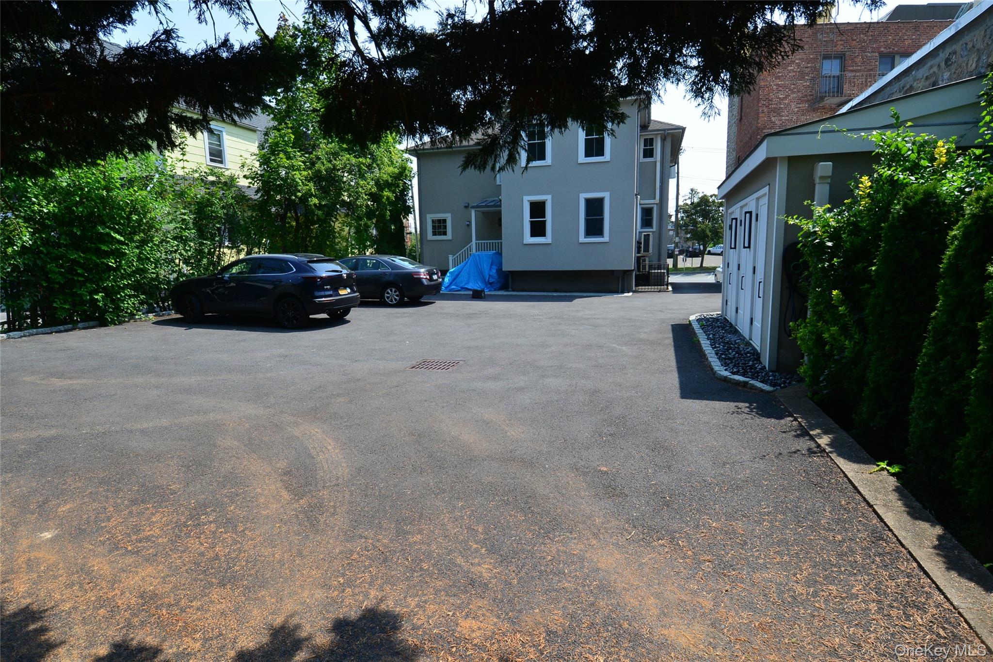 137 Hillside Place Property Photo 47