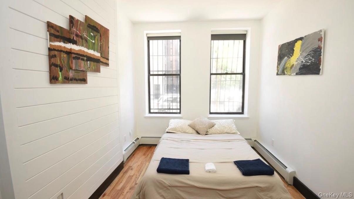 546 W 188th Street Property Photo 7