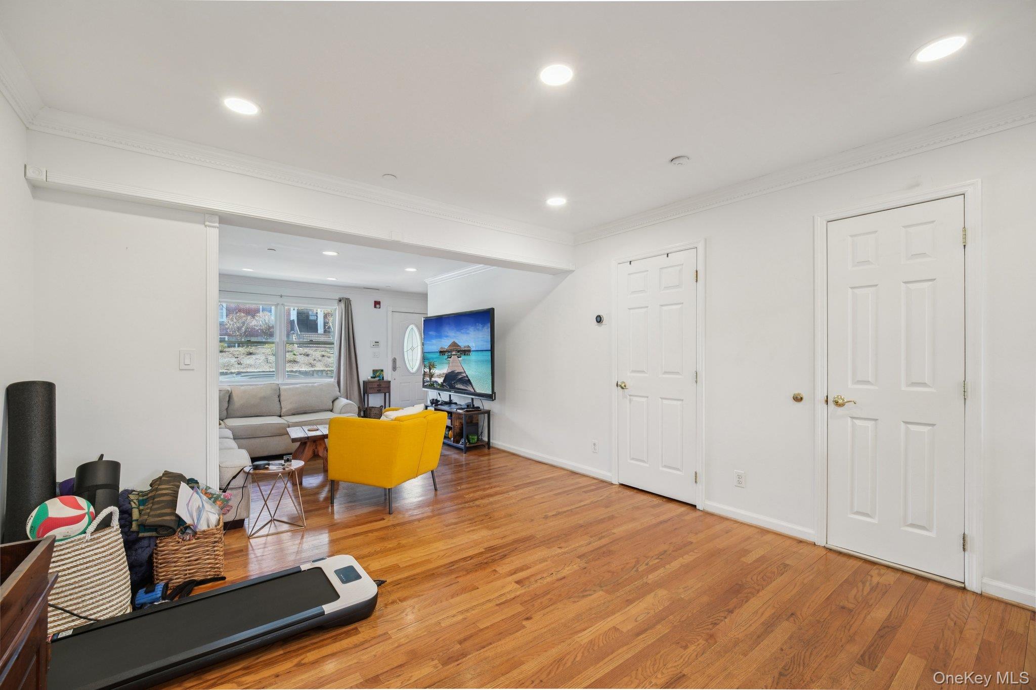 162 Harding Avenue Property Photo 17