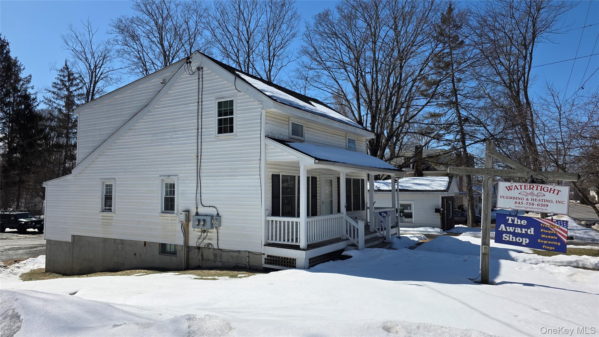 62 E Market Street Property Photo 2