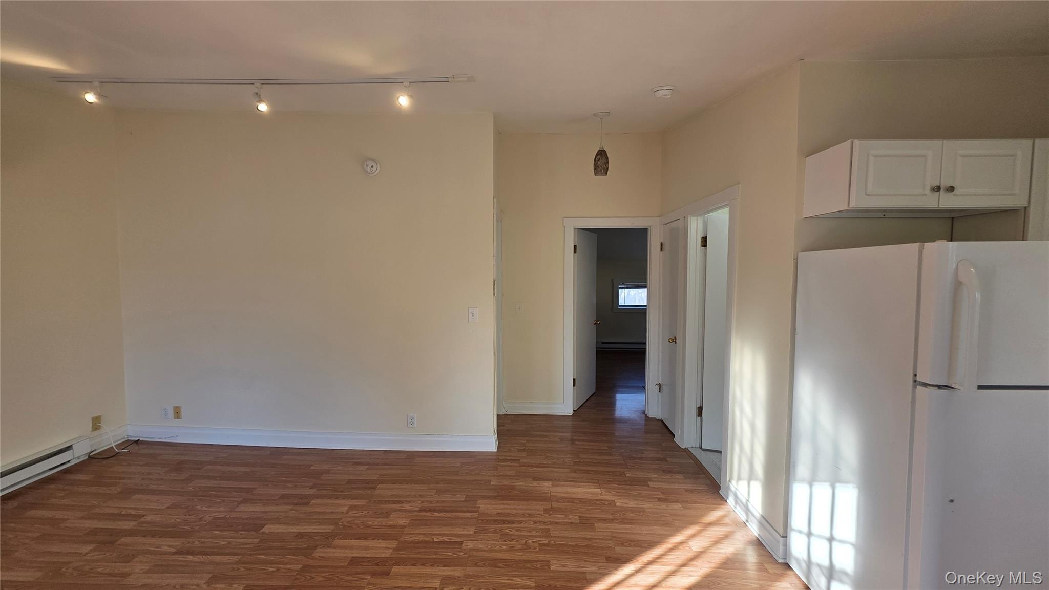 62 E Market Street Property Photo 11