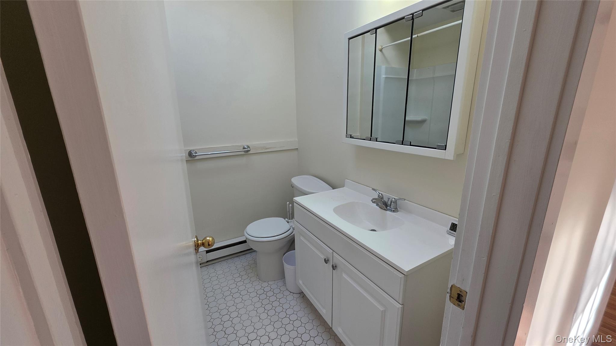 62 E Market Street Property Photo 12