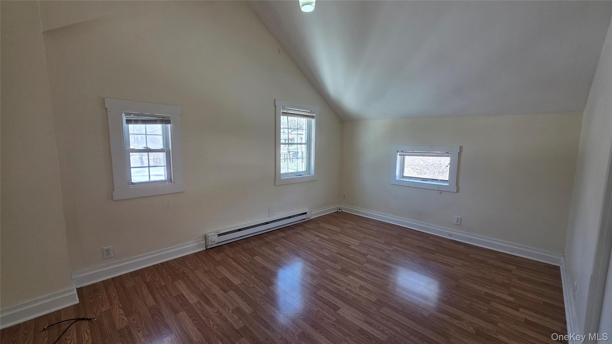 62 E Market Street Property Photo 15