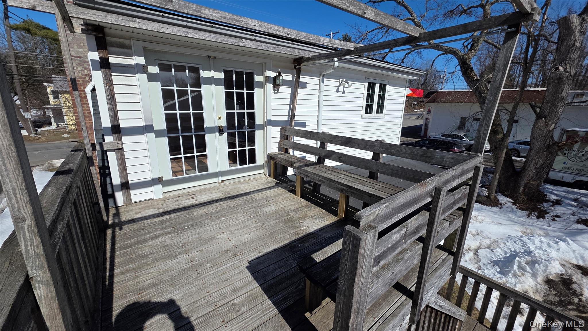 62 E Market Street Property Photo 17
