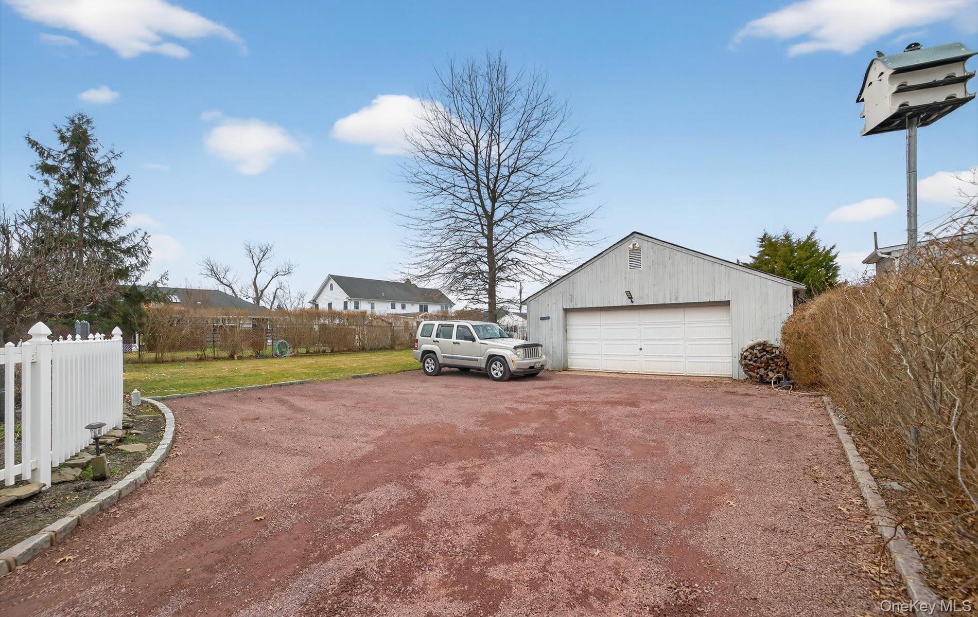 108 Awixa Avenue Property Photo 40