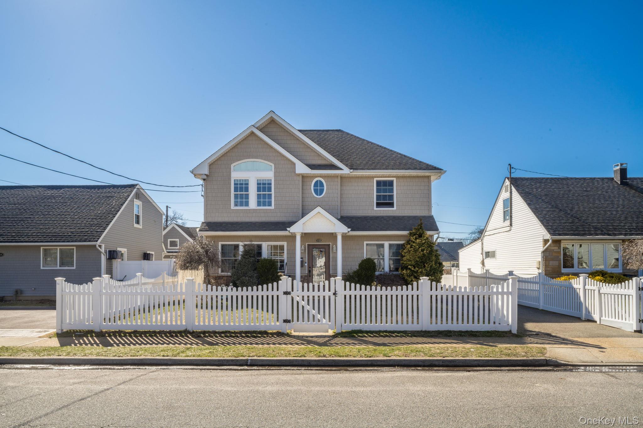 732 Sunrise Avenue Property Photo 1