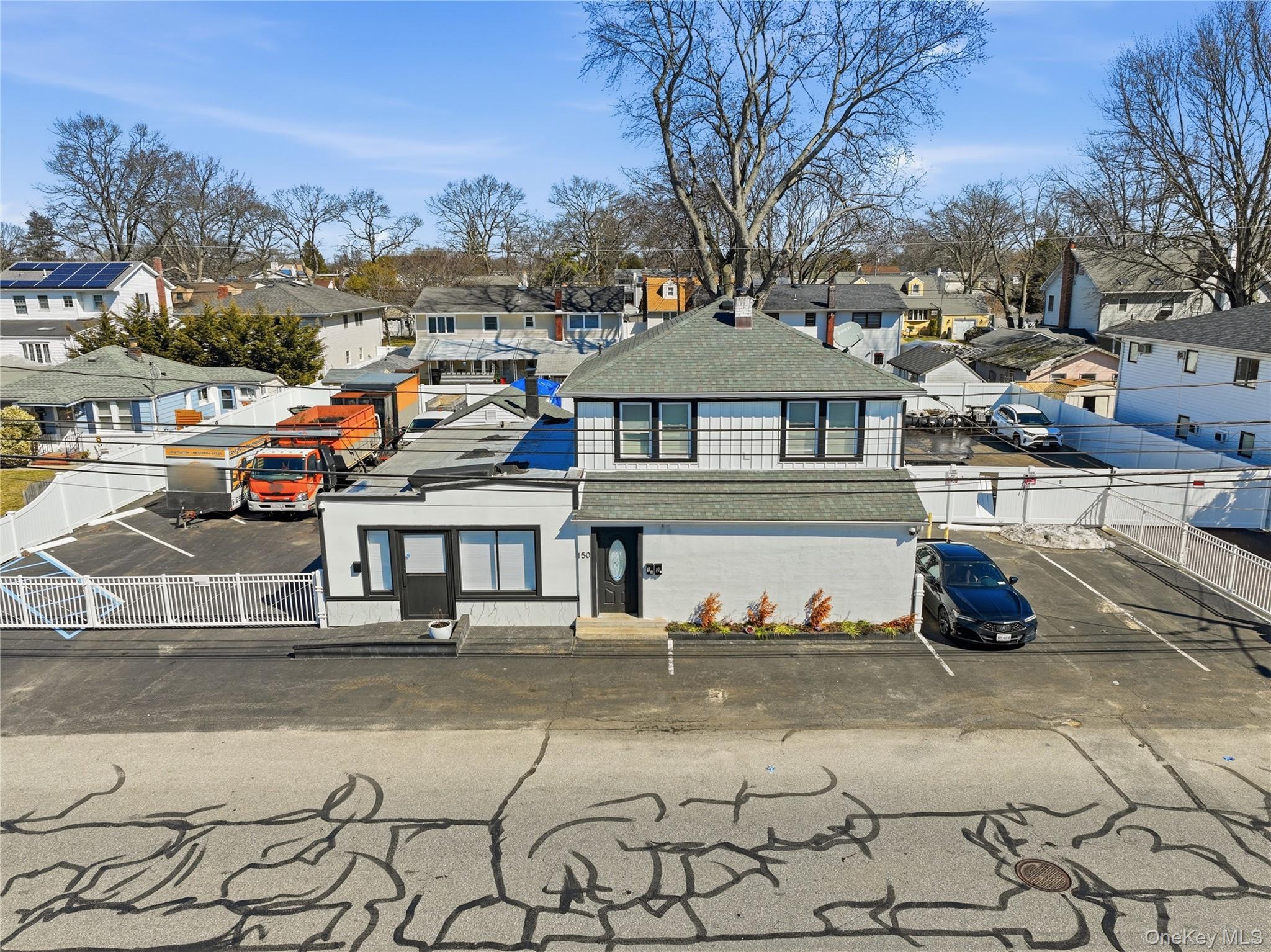 150 N Delaware Avenue Property Photo 1