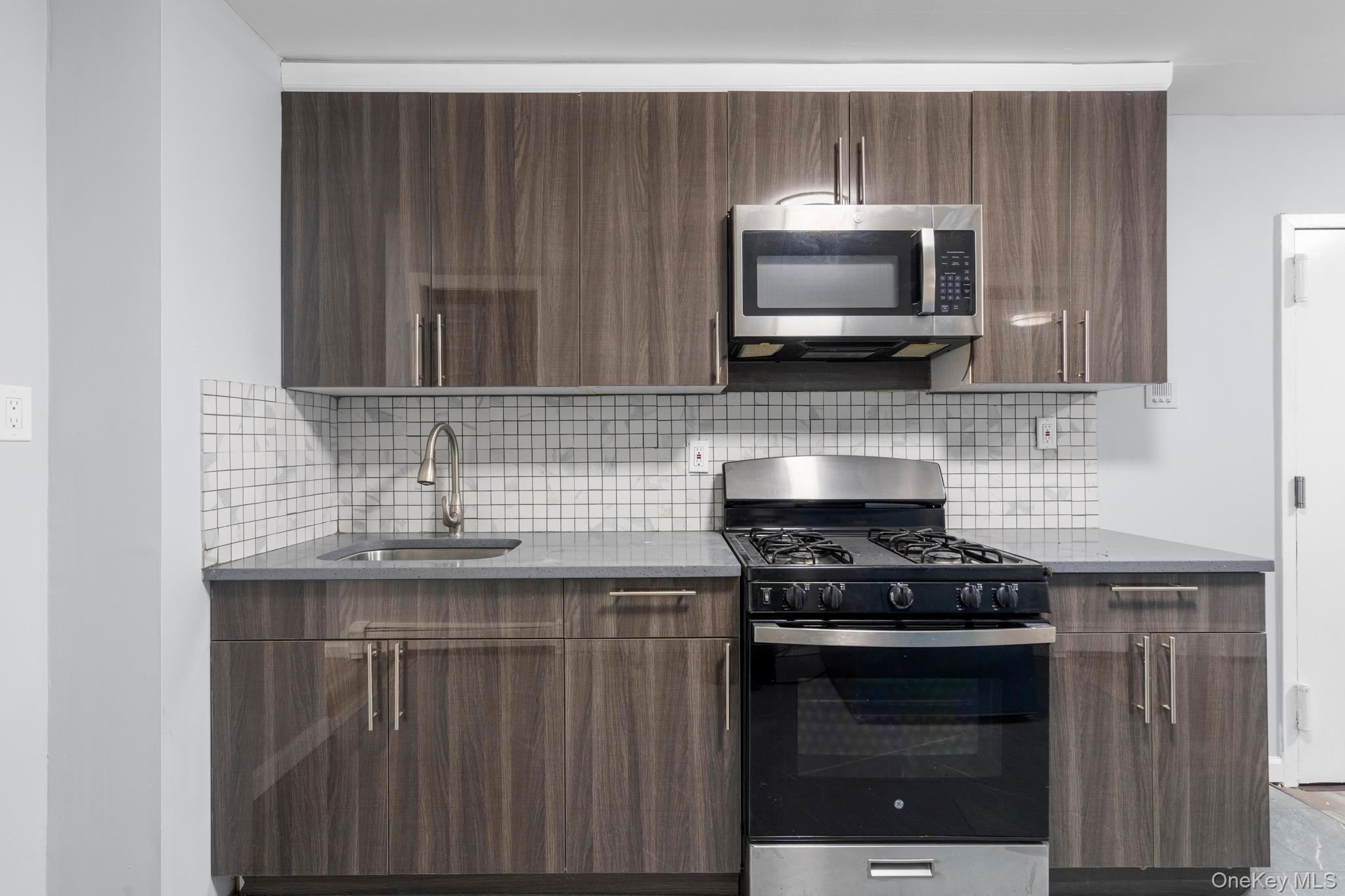 58 Chestnut Street Property Photo 12