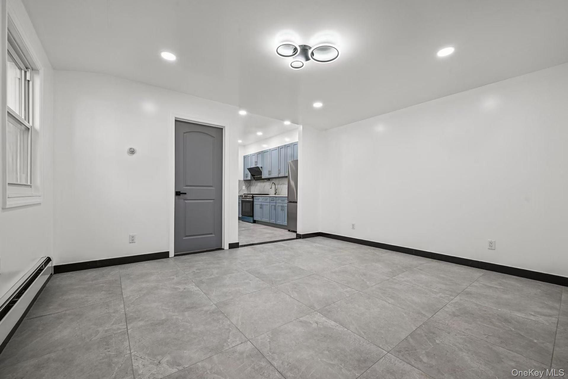 1814 120th Street Property Photo 3