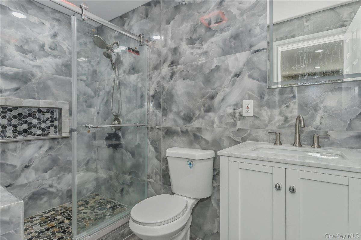 949 Union Street Property Photo 19