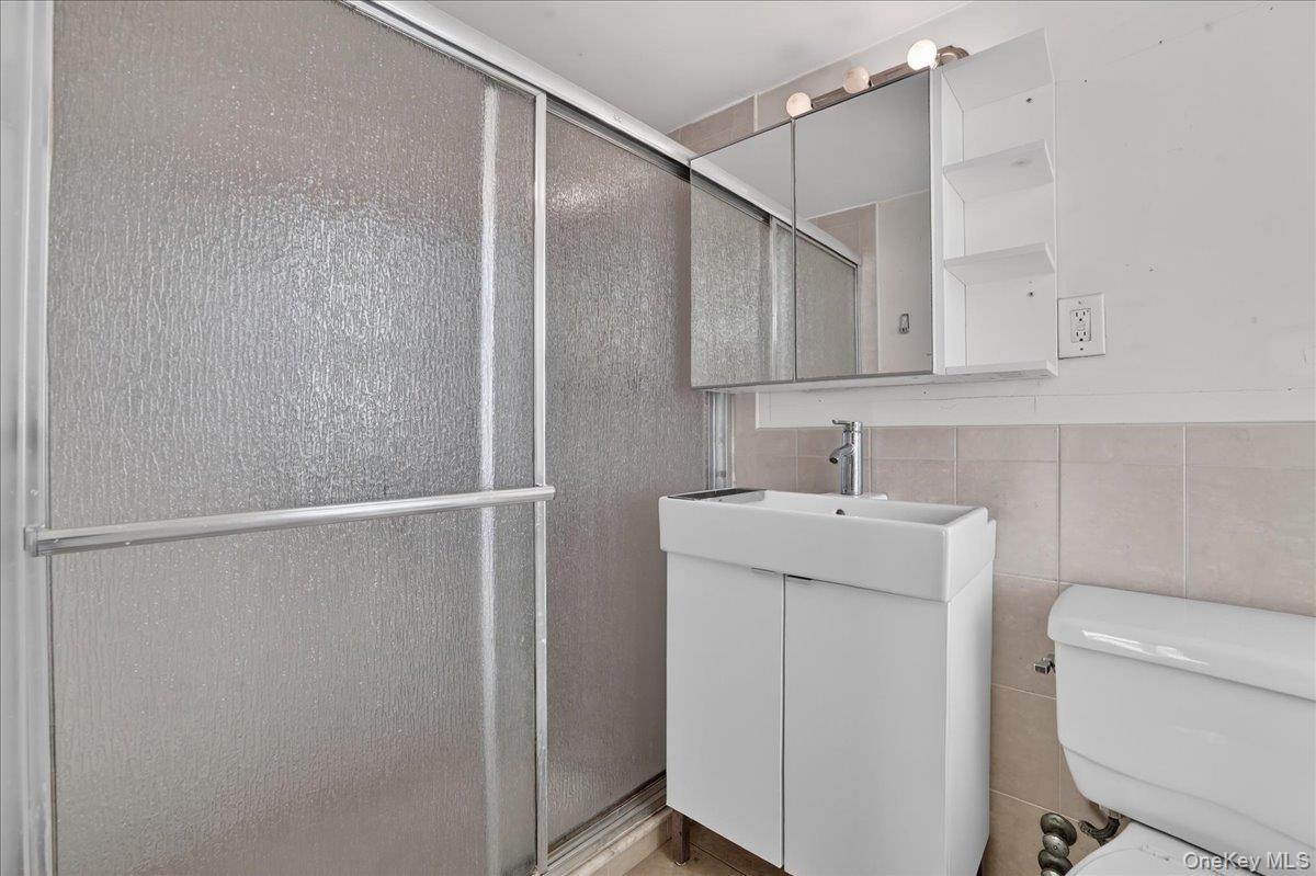 11 Park Avenue 3d Property Photo 10