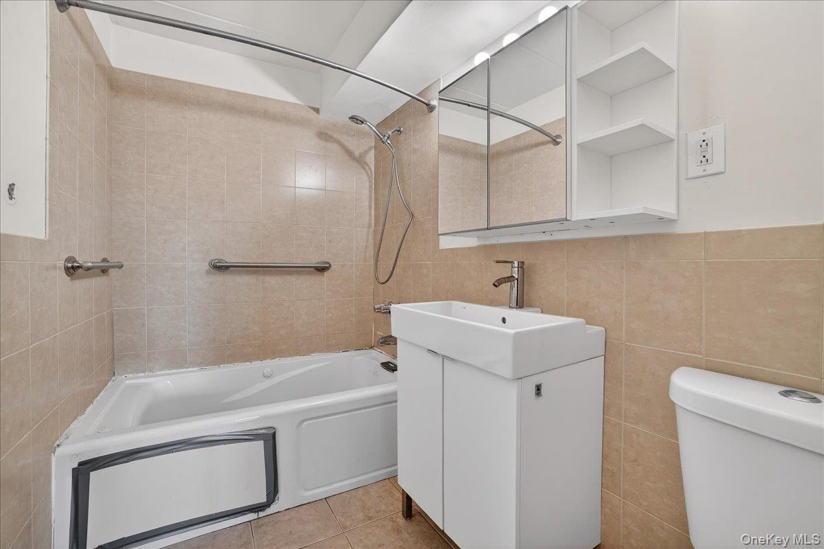 11 Park Avenue 3d Property Photo 12